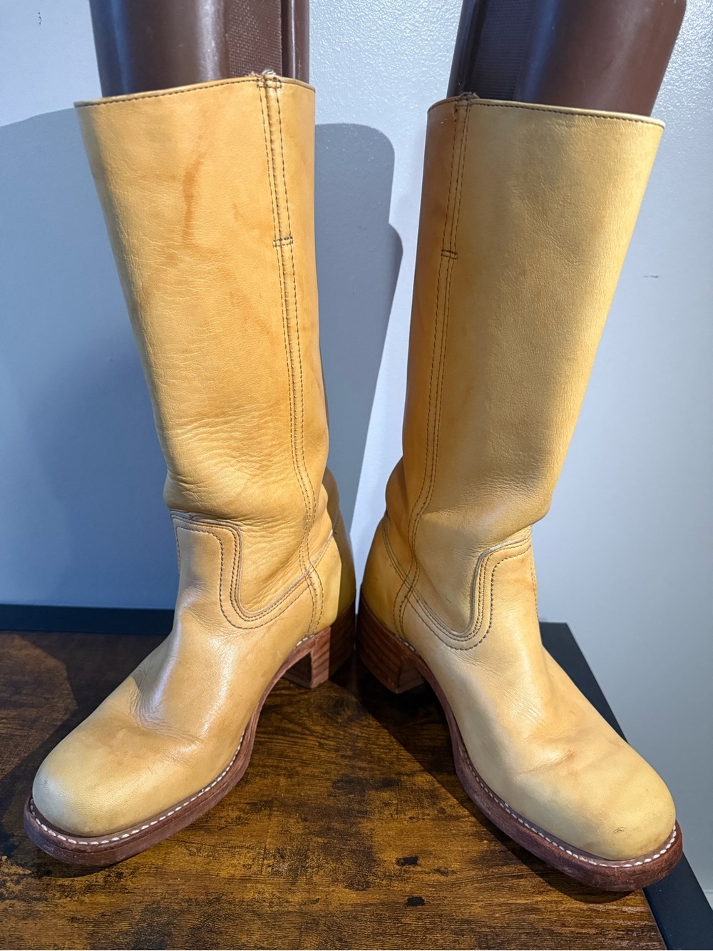 Authentic Frye Banana Campus Boots - Picture 10 of 11